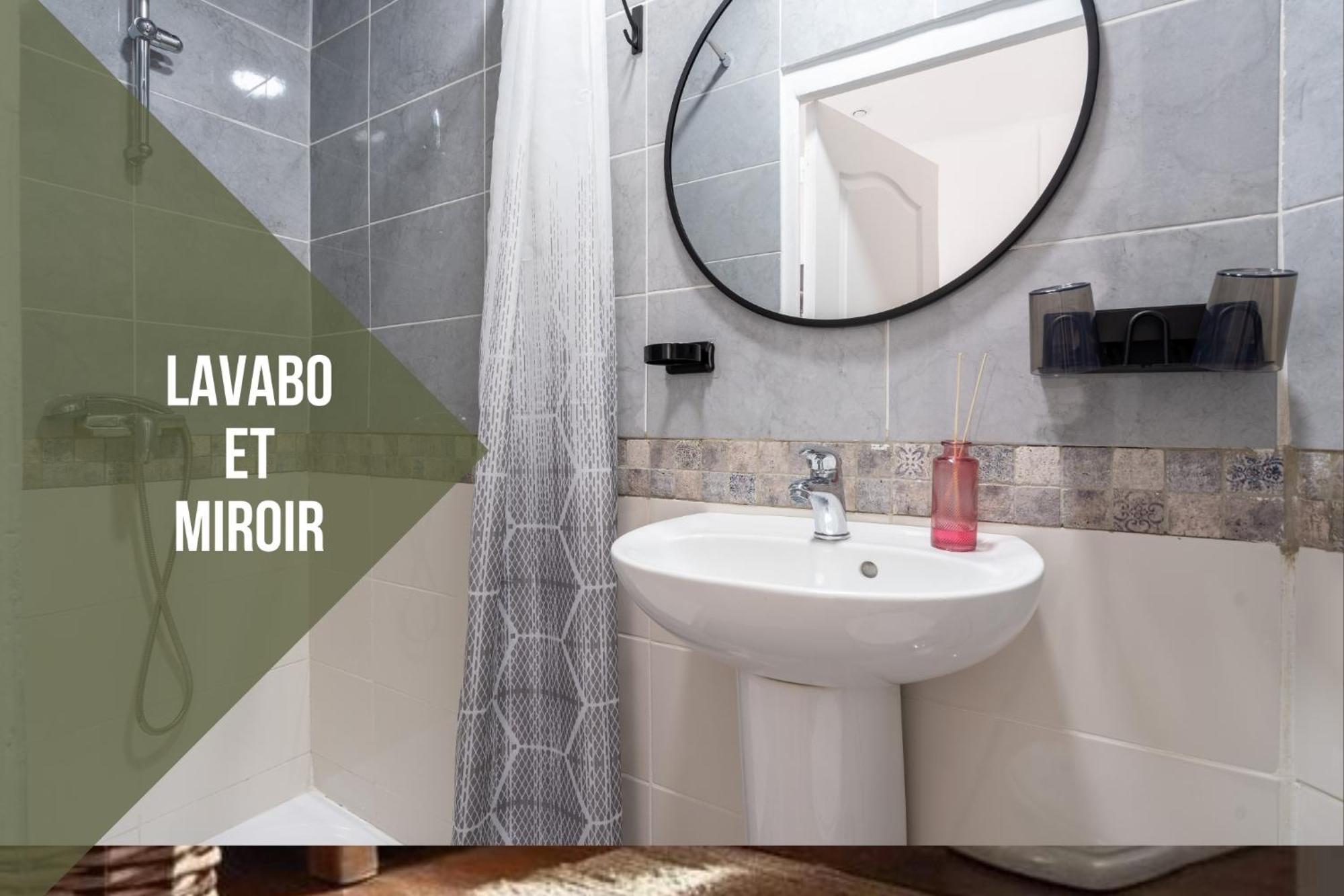 Apartment Cocon Douillet, Proche Gare, Wifi *